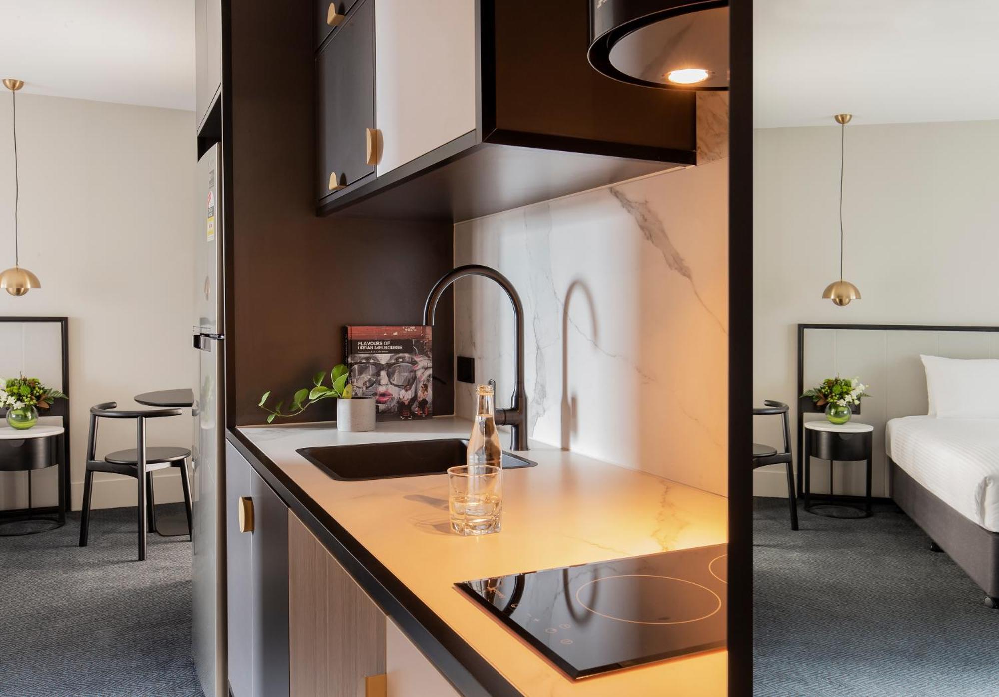 מלבורן Brady Hotels Jones Lane מראה חיצוני תמונה